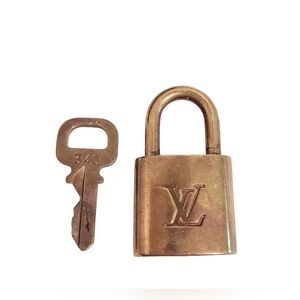 Louis Vuitton Lock And Key #340
